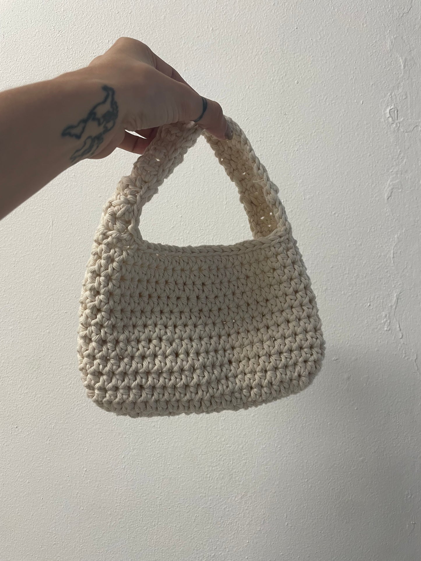 Elly Shoulderbag Crochet - Patrón en español