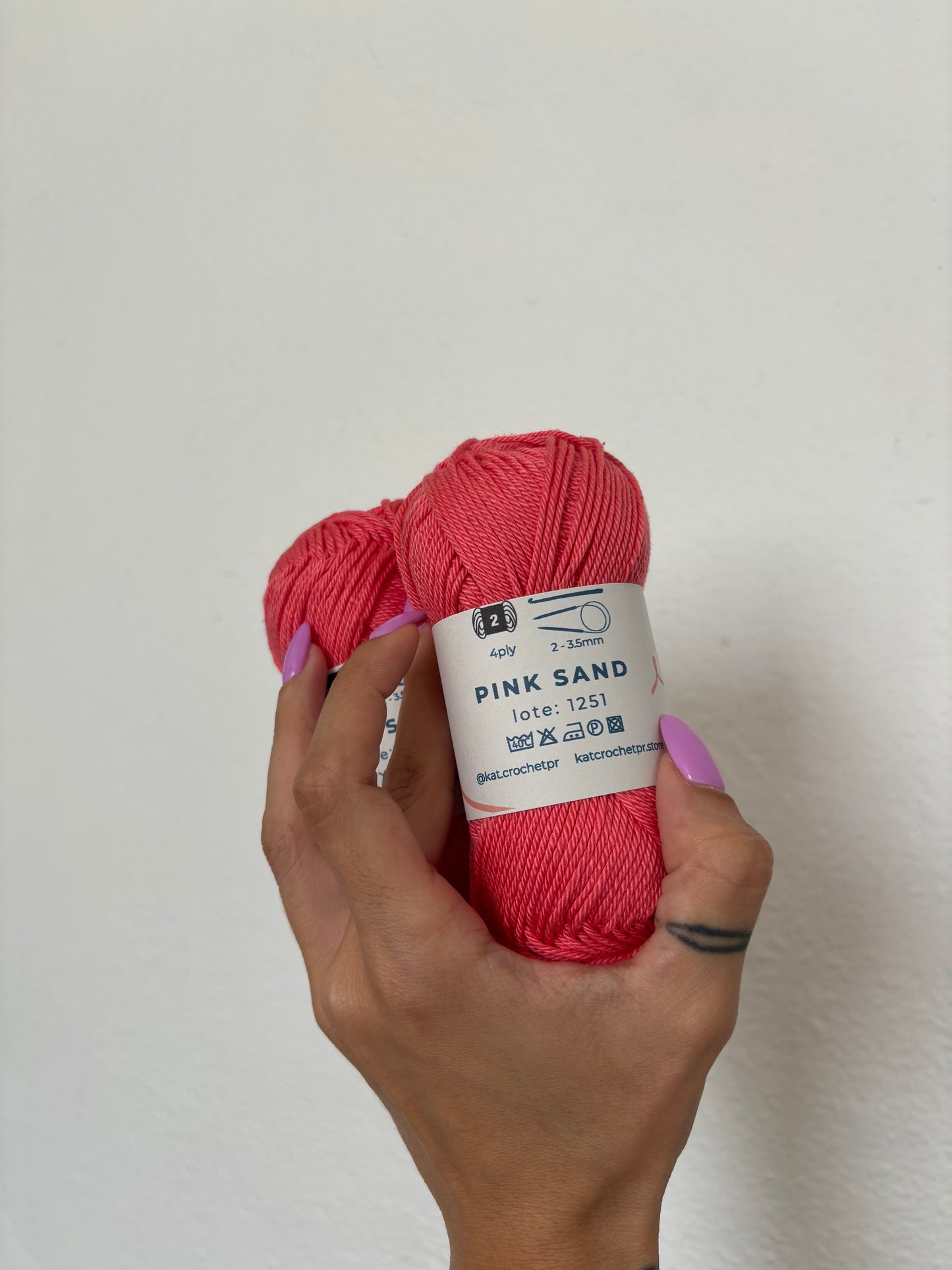 Kat Crochet Yarn - Hilo 100% algodón mercerizado