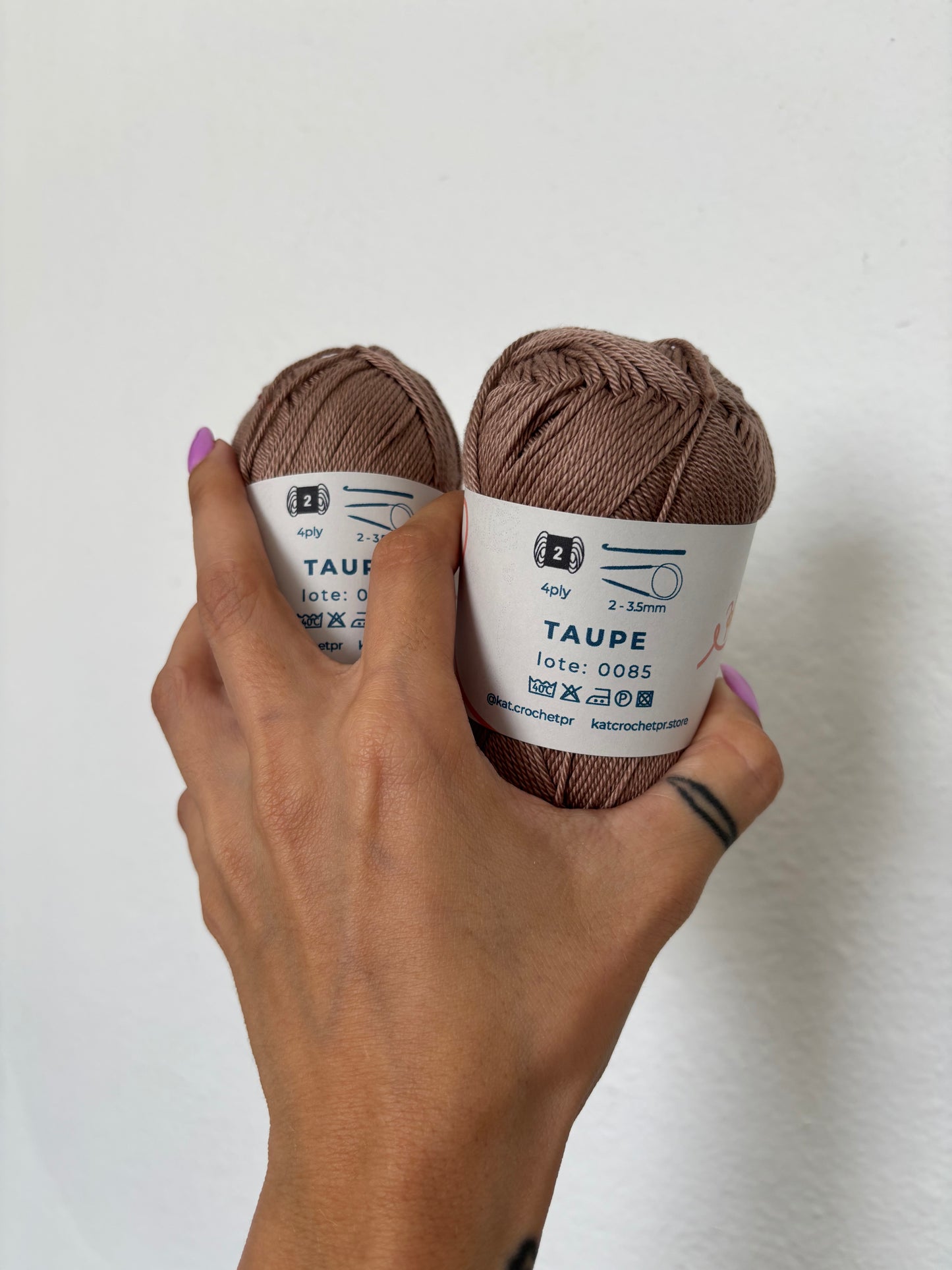 Kat Crochet Yarn - Hilo 100% algodón mercerizado