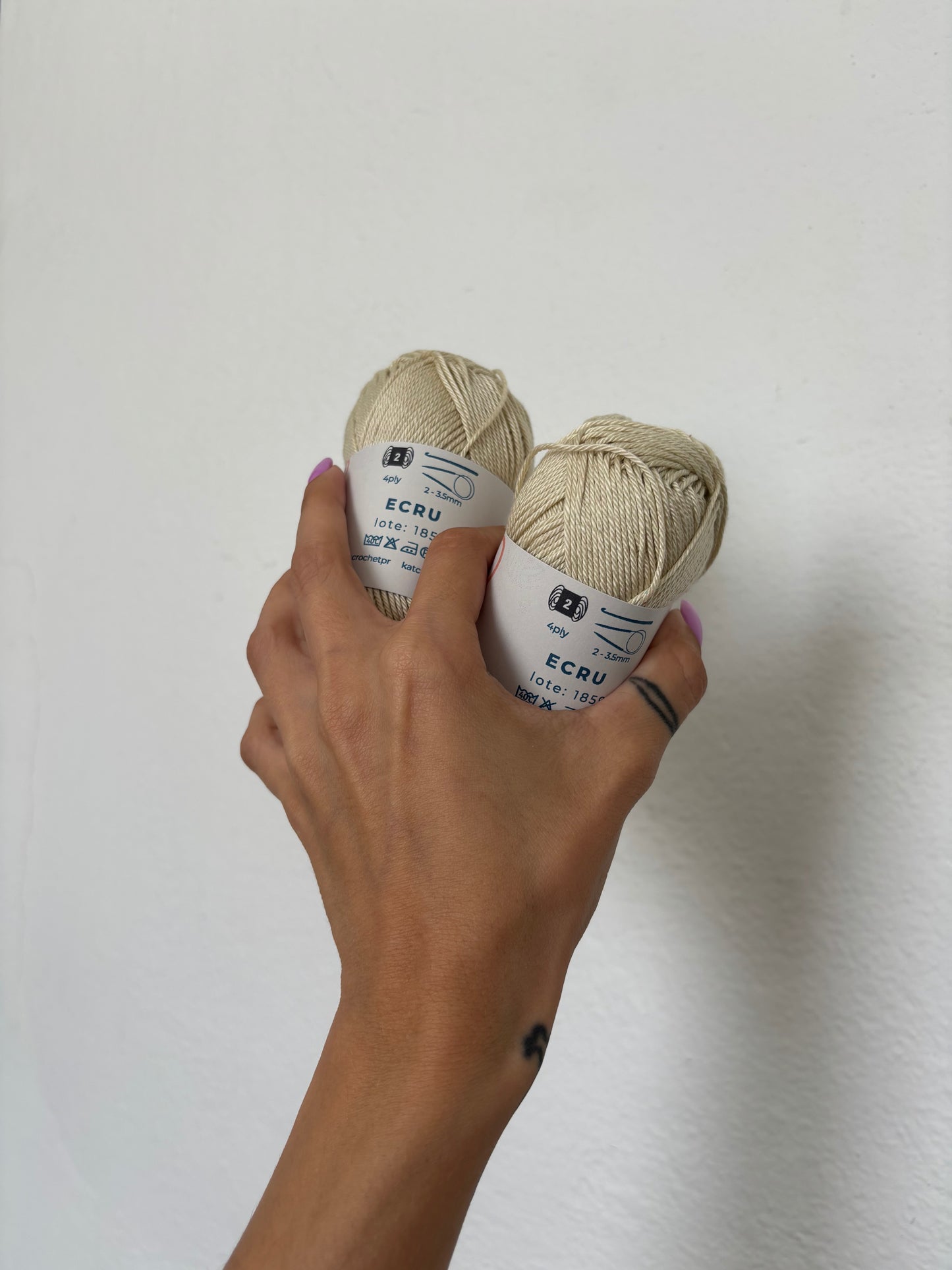 Kat Crochet Yarn - Hilo 100% algodón mercerizado